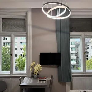 Diamond Apartments Near Gozsdu Udvar Appartement