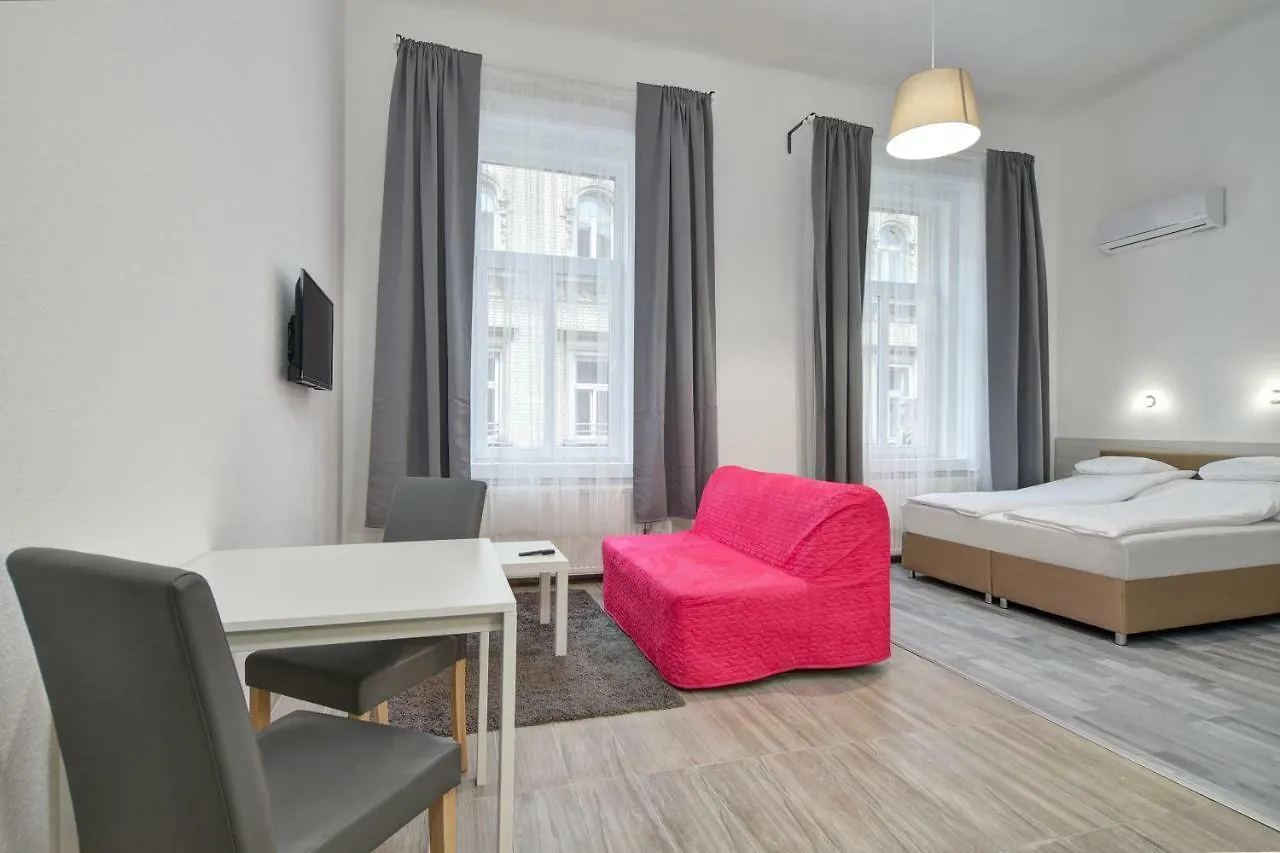 Heart Of Downtown Apartment Budapest 0*,  Ungheria